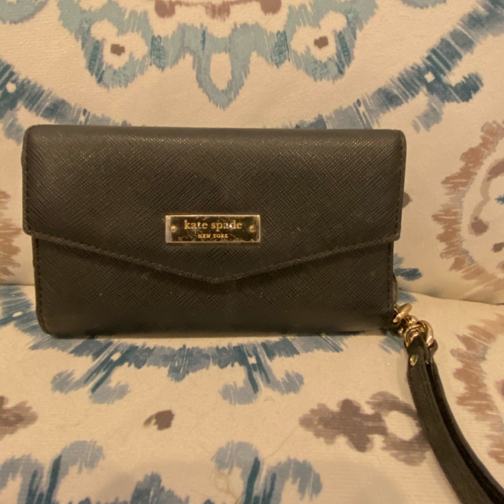 Kate Spade phone wristlet